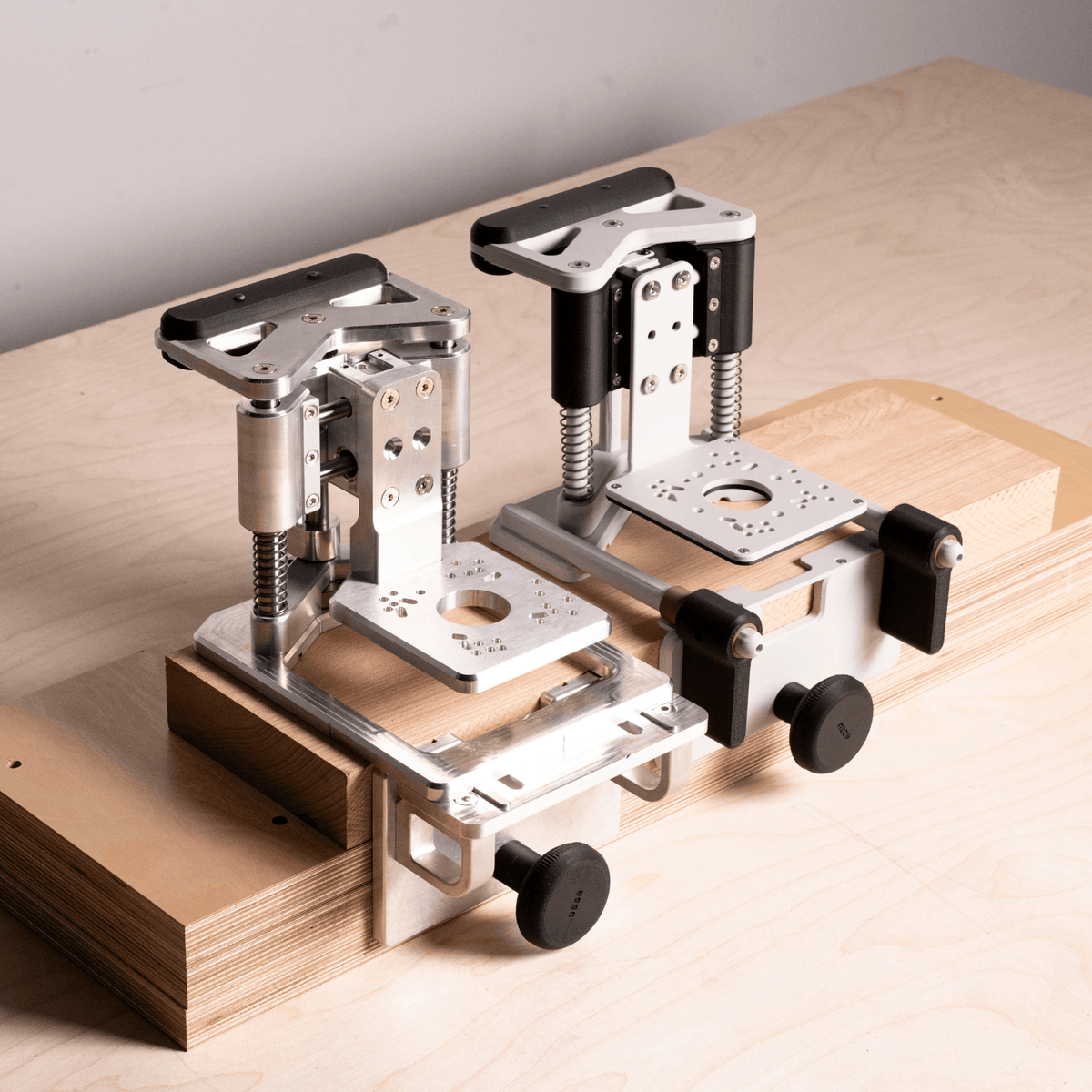 Bond - Mortise & Tenon Jig for Trim Router