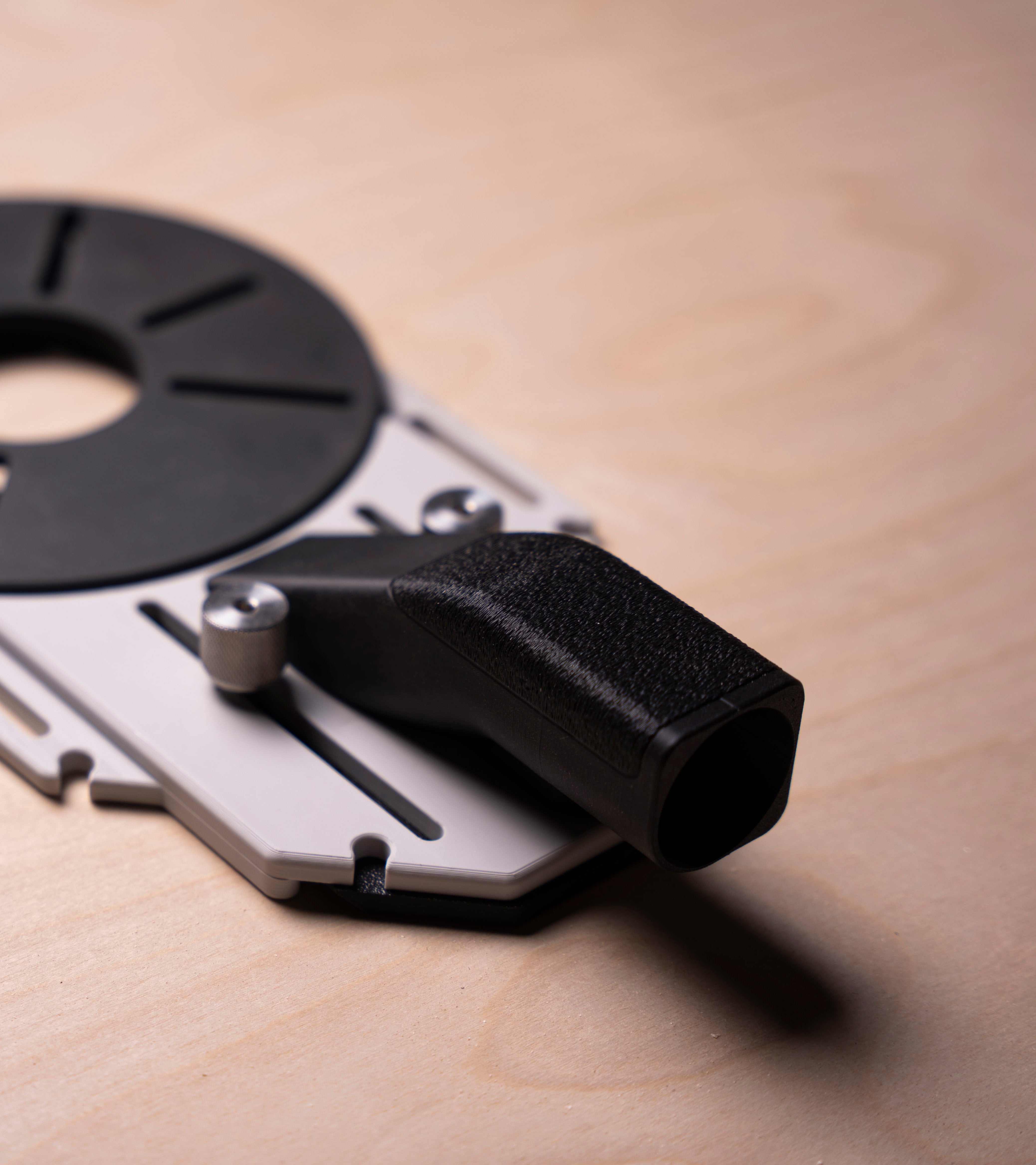 PRIME - Fortschrittliche Trimmfräservorrichtung für größere Fräsen