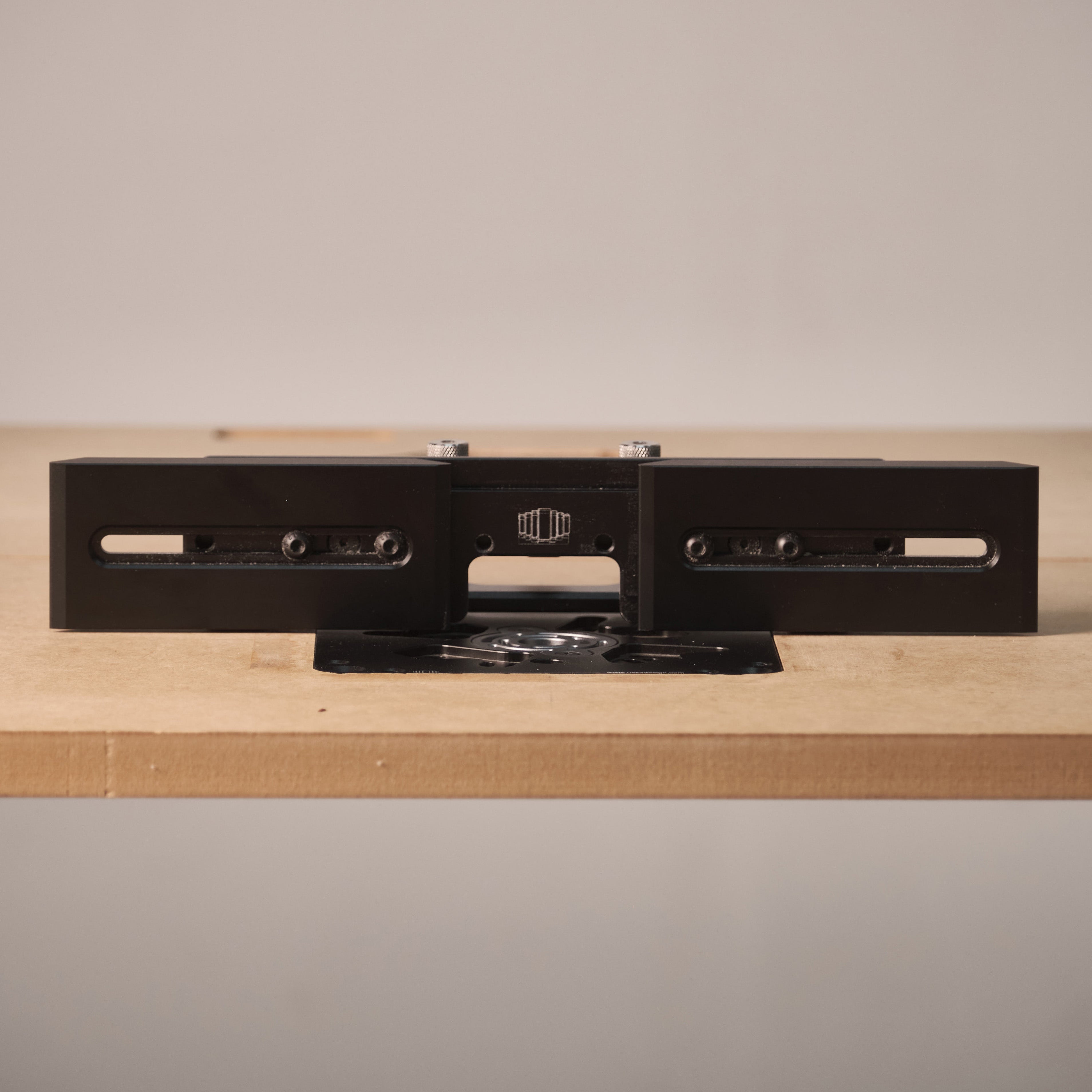 Router Table Plate + Multifunctional Edge Guide  || Physical Product